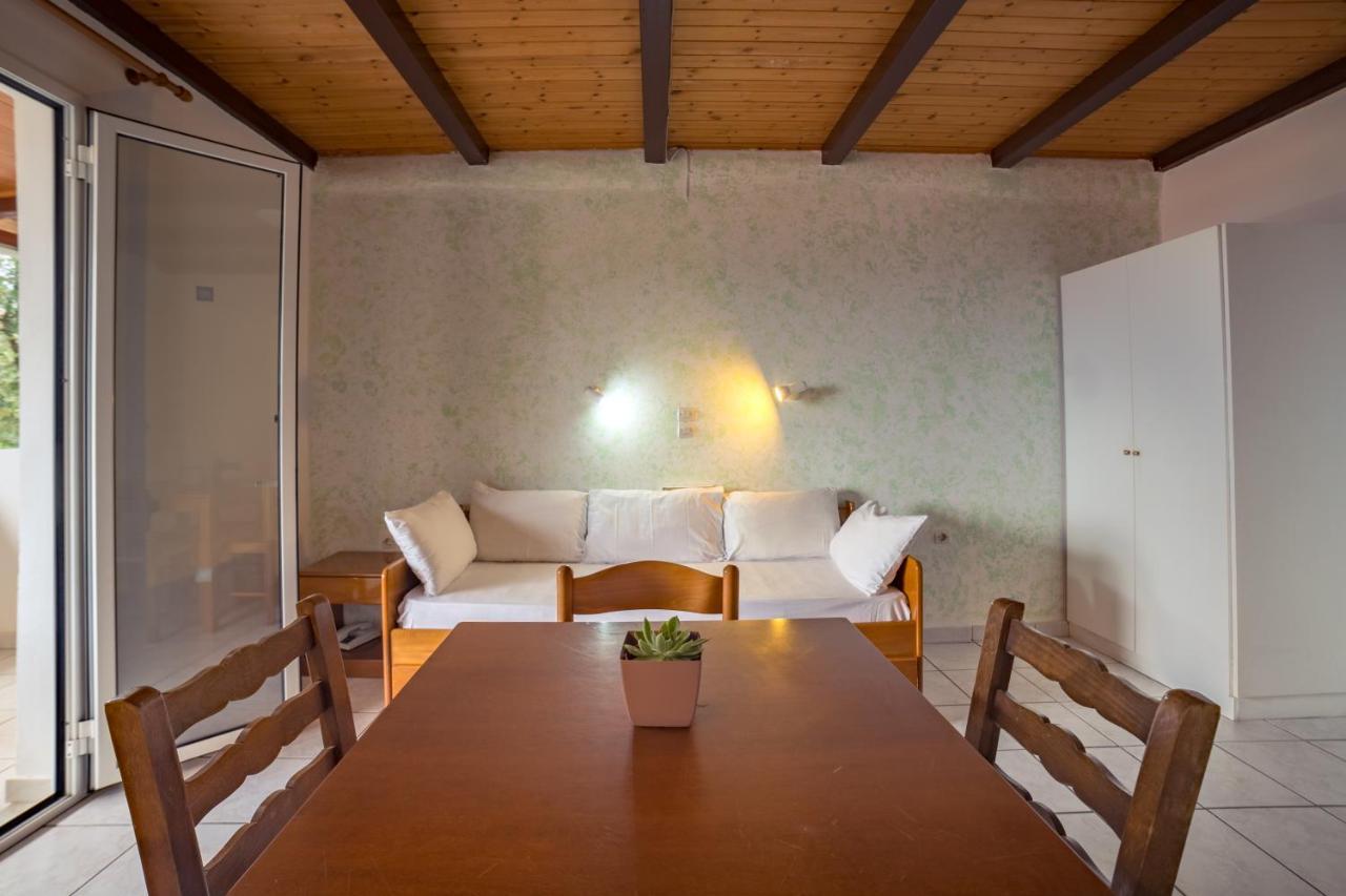 All In Krinas Apart-Hotel Argassi Extérieur photo
